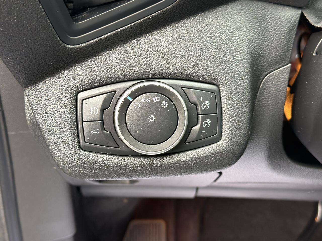 Ford Escape SE FWD 2019