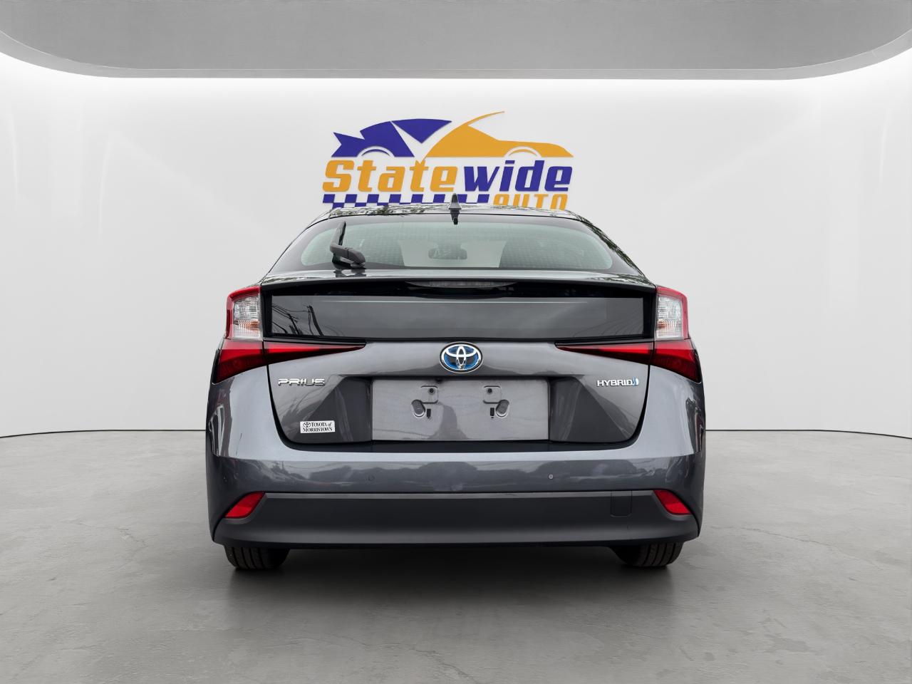 Toyota Prius L Eco 2020