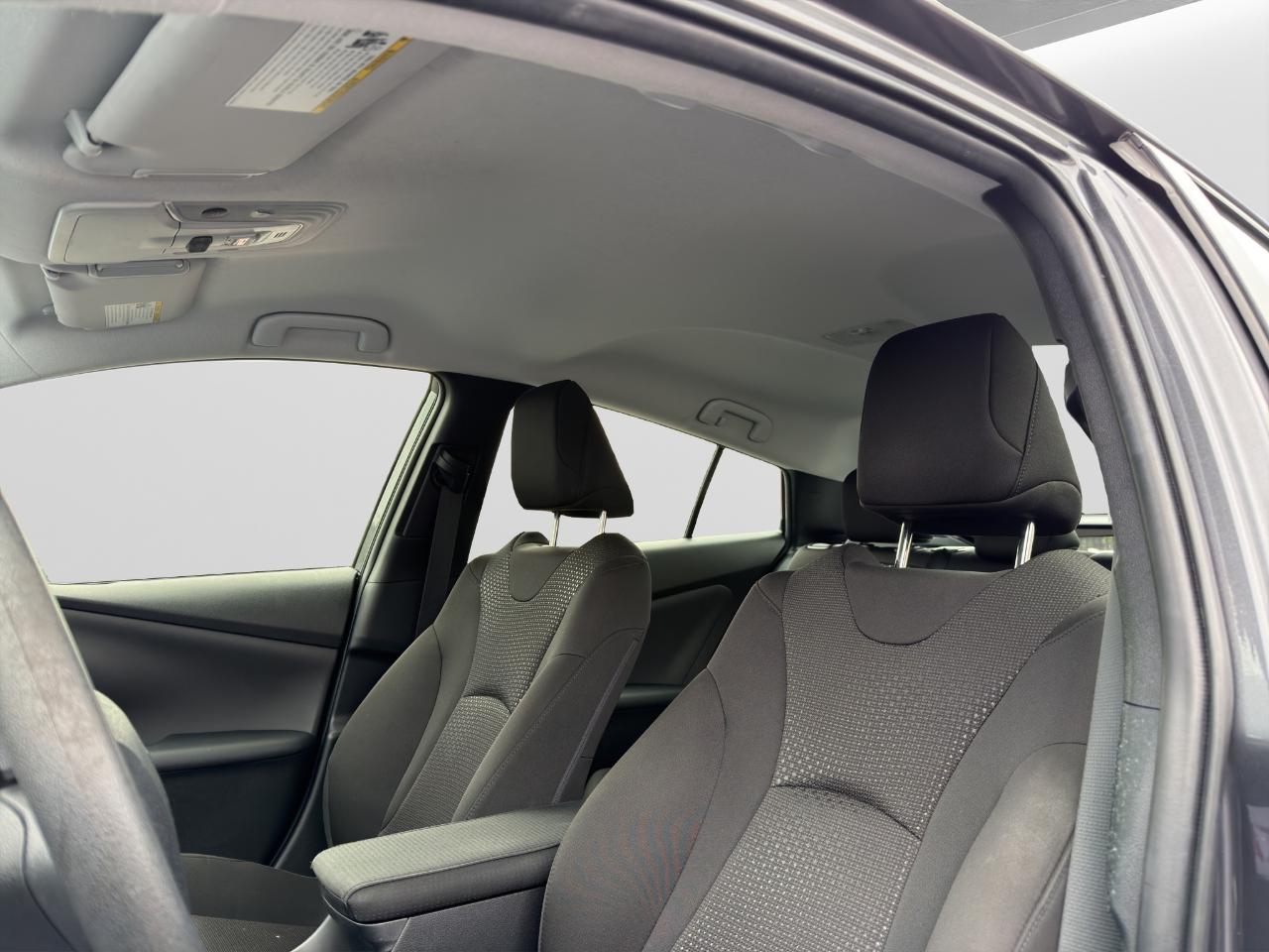 Toyota Prius L Eco 2020