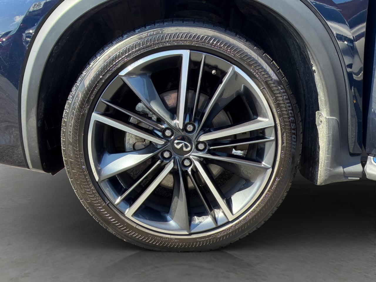 Infiniti QX55 ESSENTIAL 2023