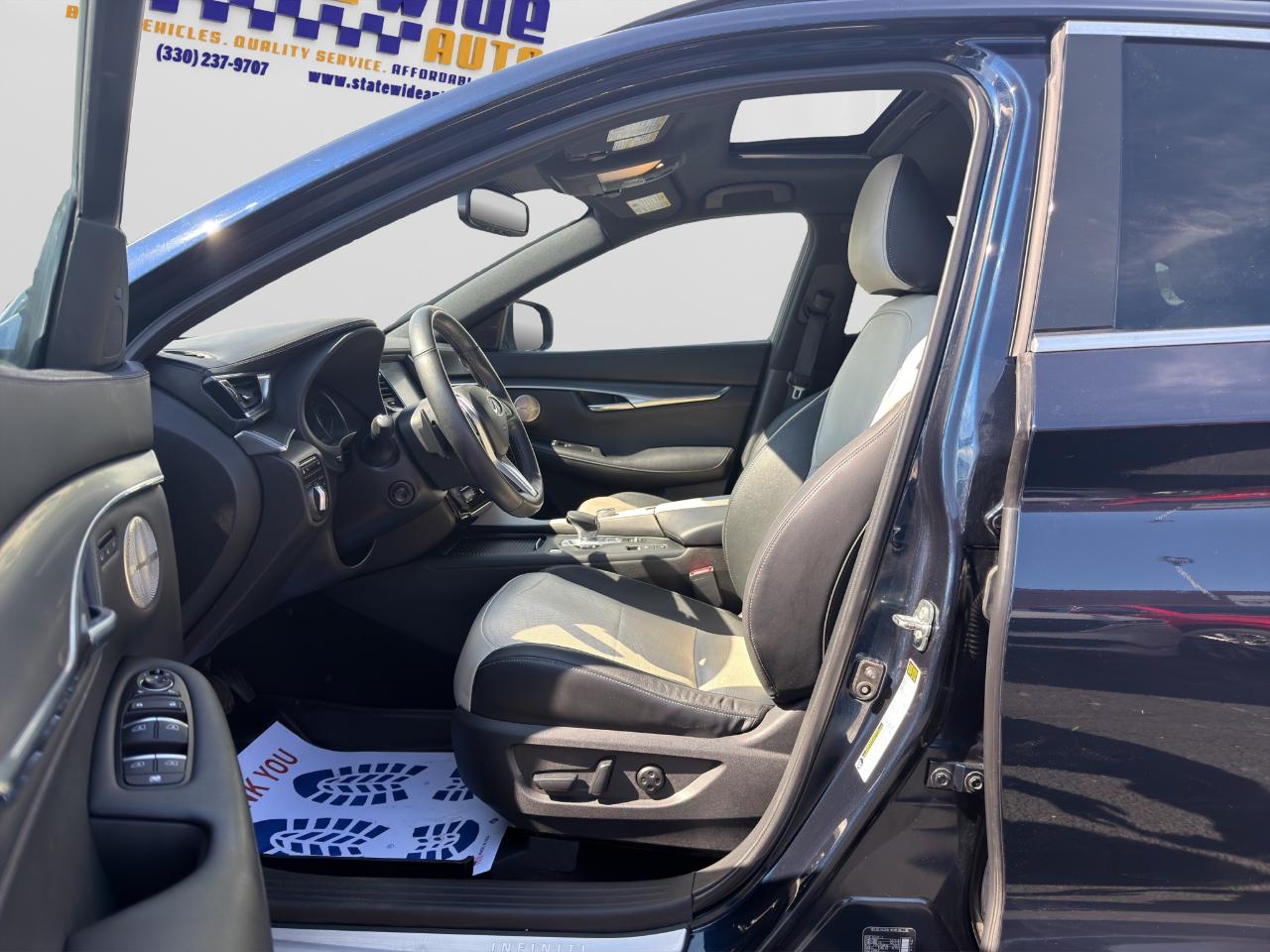 Infiniti QX55 ESSENTIAL 2023