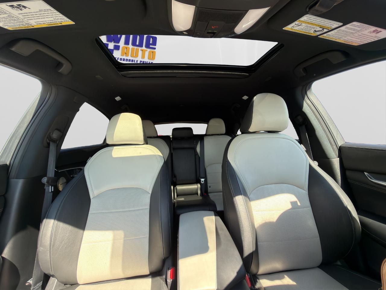 Infiniti QX55 ESSENTIAL 2023