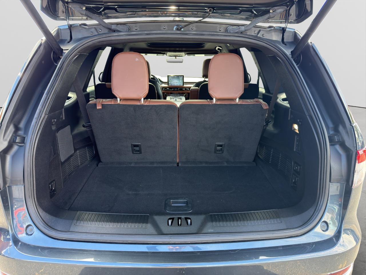 Lincoln Aviator Reserve AWD 2023