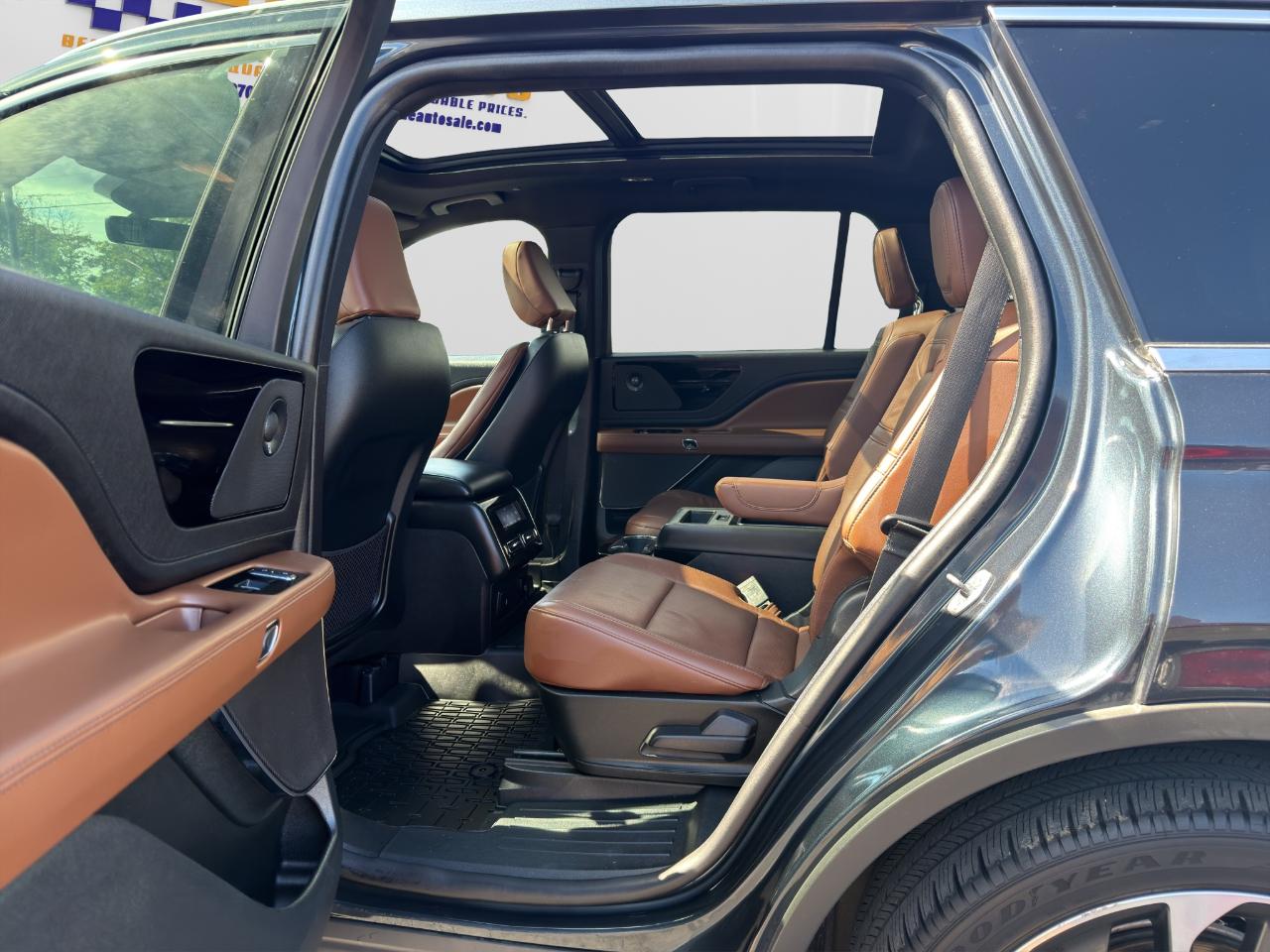 Lincoln Aviator Reserve AWD 2023