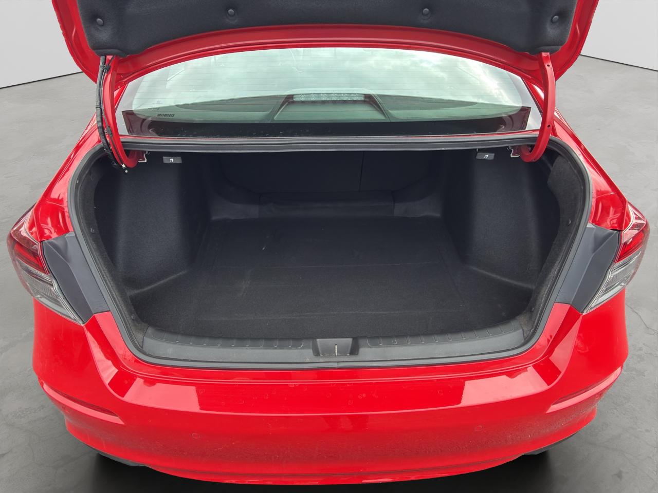 Honda Civic Sport Hybrid 2026