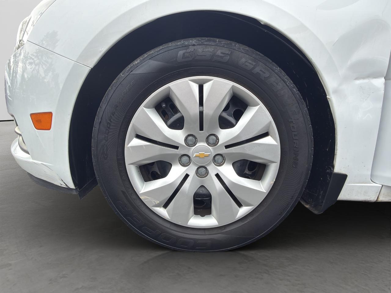 Chevrolet Cruze LS Auto 2014