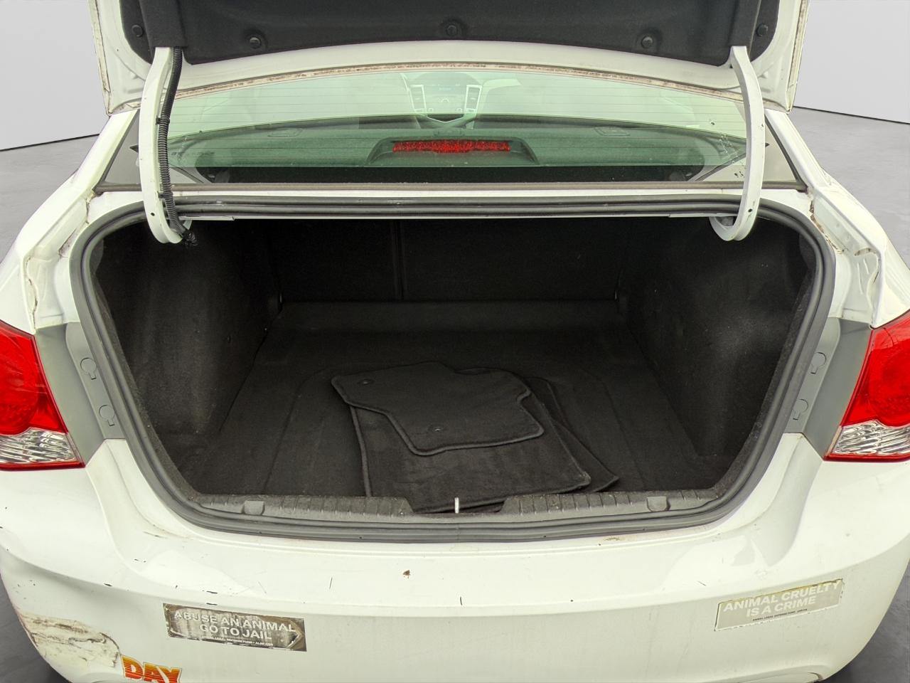 Chevrolet Cruze LS Auto 2014