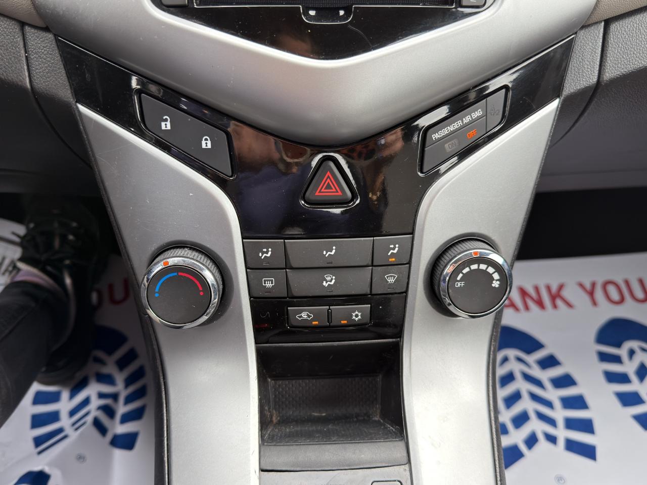 Chevrolet Cruze LS Auto 2014