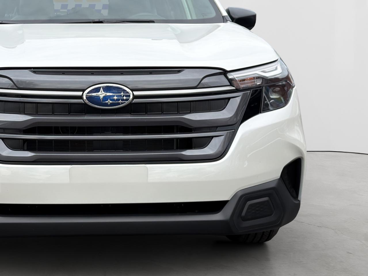 Subaru Forester Base 2025