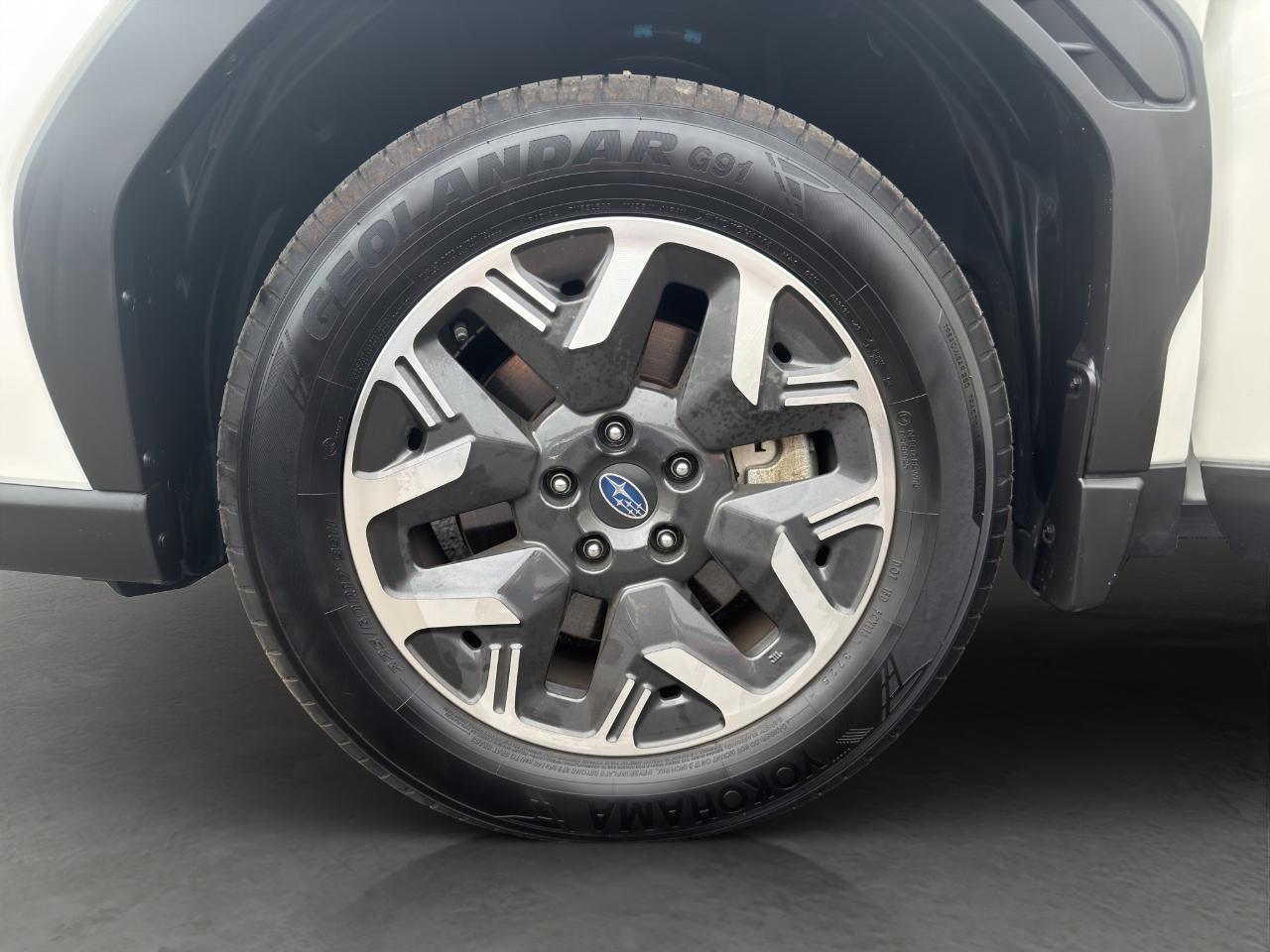 Subaru Forester Base 2025