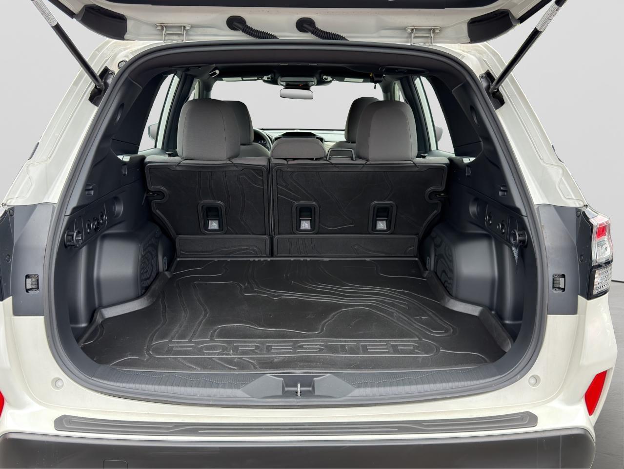 Subaru Forester Base 2025