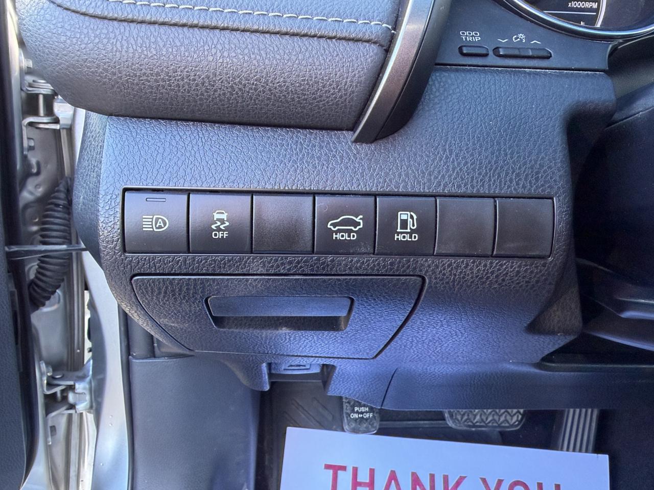 Toyota Camry SE 2019