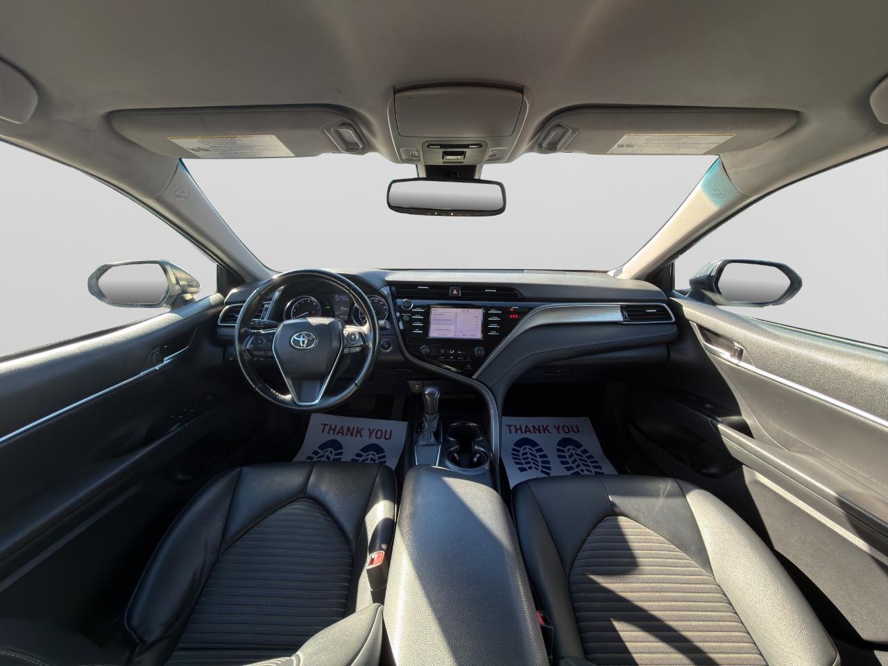 Toyota Camry SE 2019