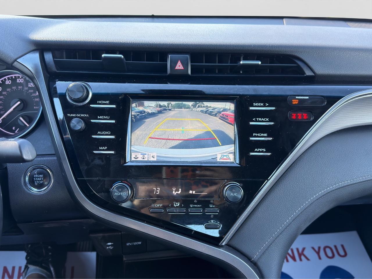 Toyota Camry SE 2019