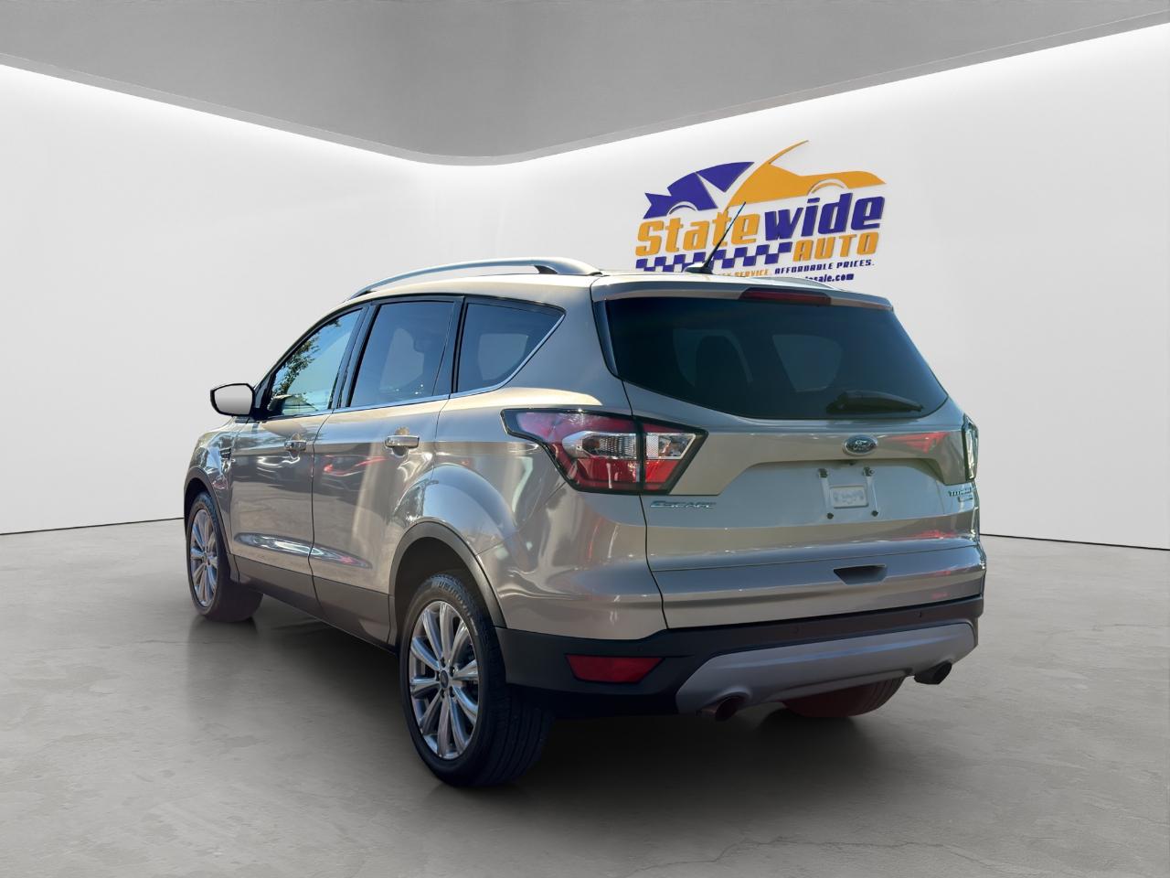 Ford Escape Titanium 4WD 2017