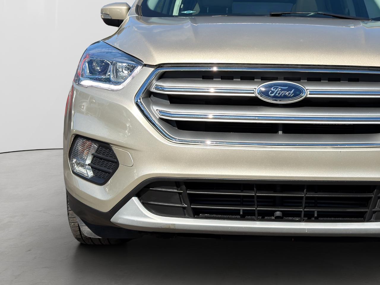 Ford Escape Titanium 4WD 2017