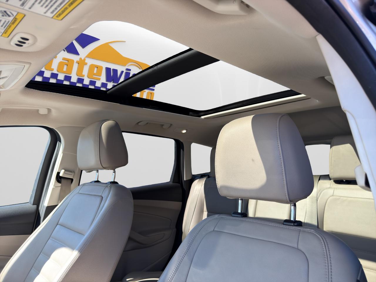 Ford Escape Titanium 4WD 2017