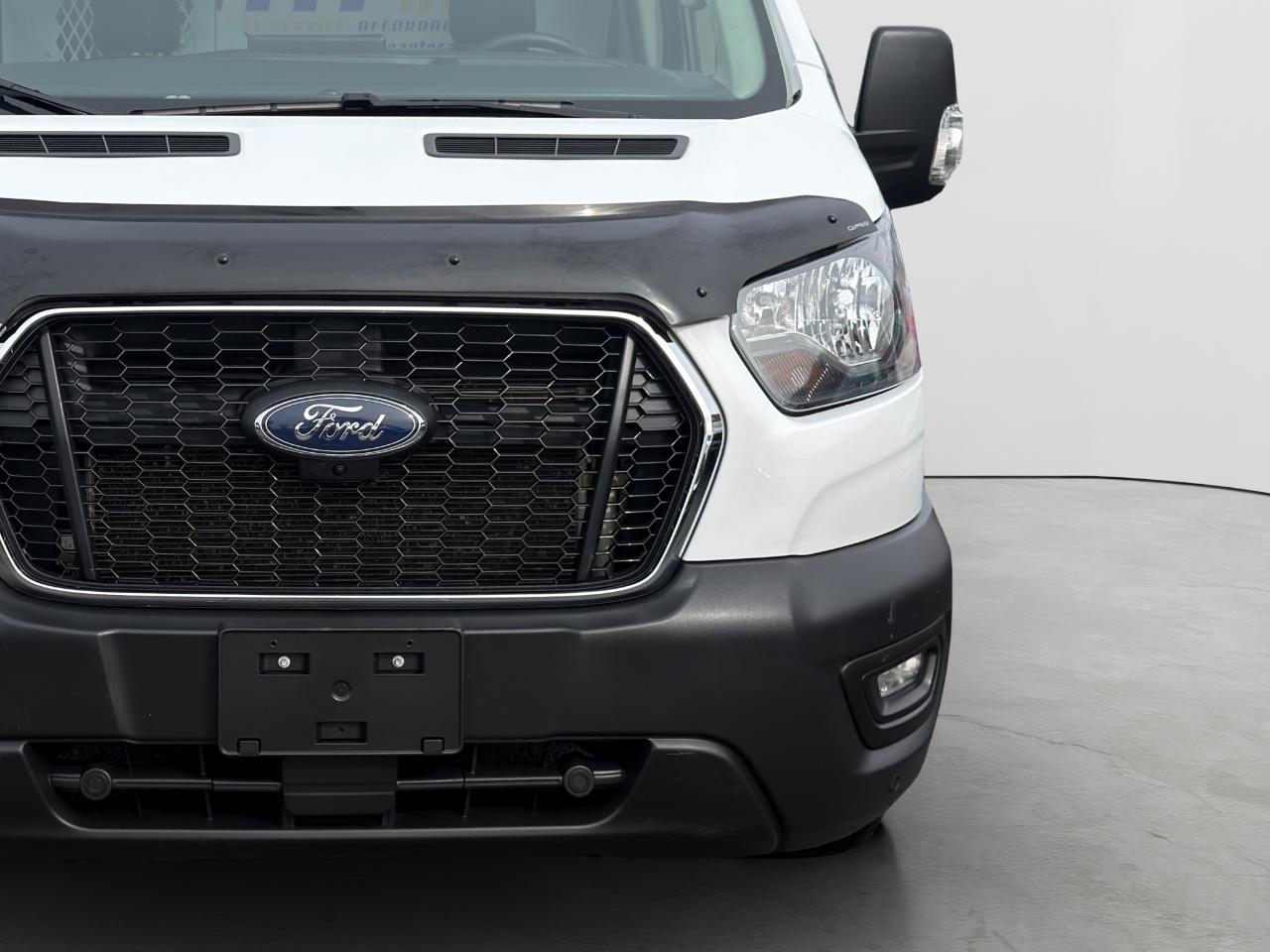 Ford Transit 150 Van Low Roof w/Sliding Pass. 130-in. WB 2026