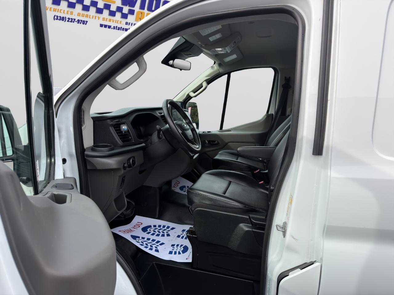 Ford Transit 150 Van Low Roof w/Sliding Pass. 130-in. WB 2026