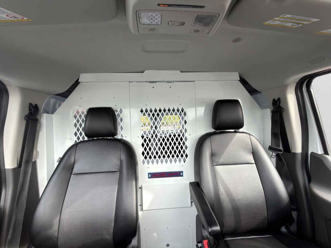Ford Transit 150 Van Low Roof w/Sliding Pass. 130-in. WB 2026
