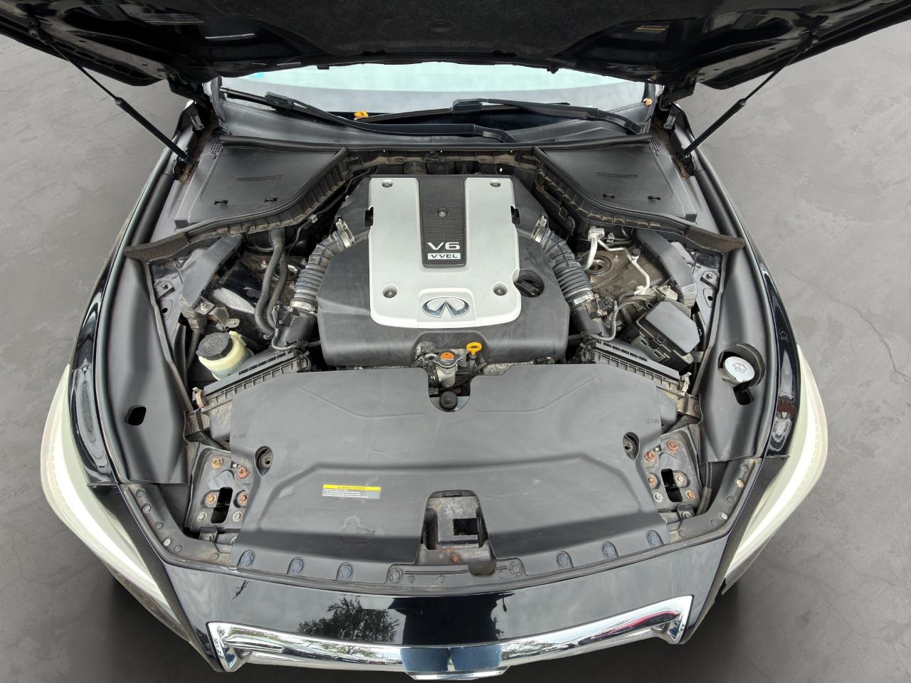 Infiniti Q50 Premium AWD 2015