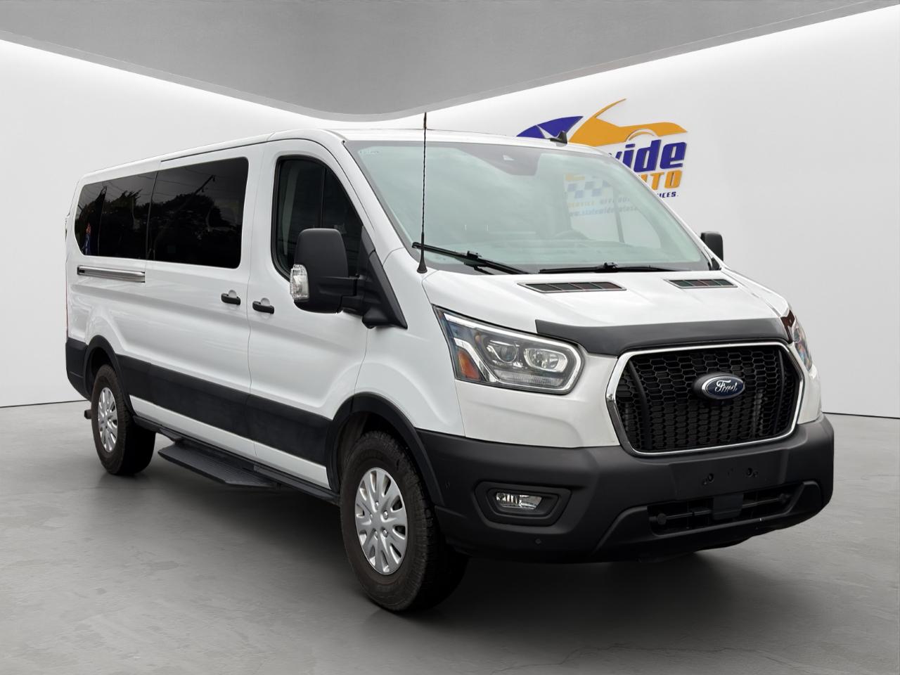 Ford Transit 350 Wagon Low Roof XL w/Sliding Pass. 148-in. WB 2023
