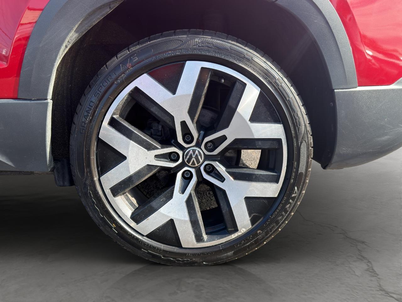 Volkswagen Taos SEL 4MOTION 2022