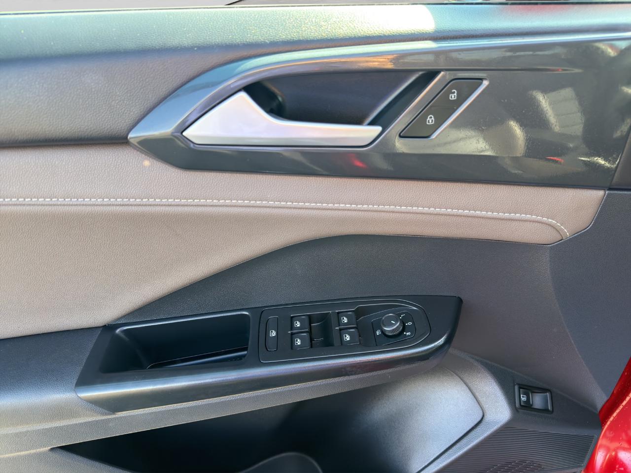 Volkswagen Taos SEL 4MOTION 2022