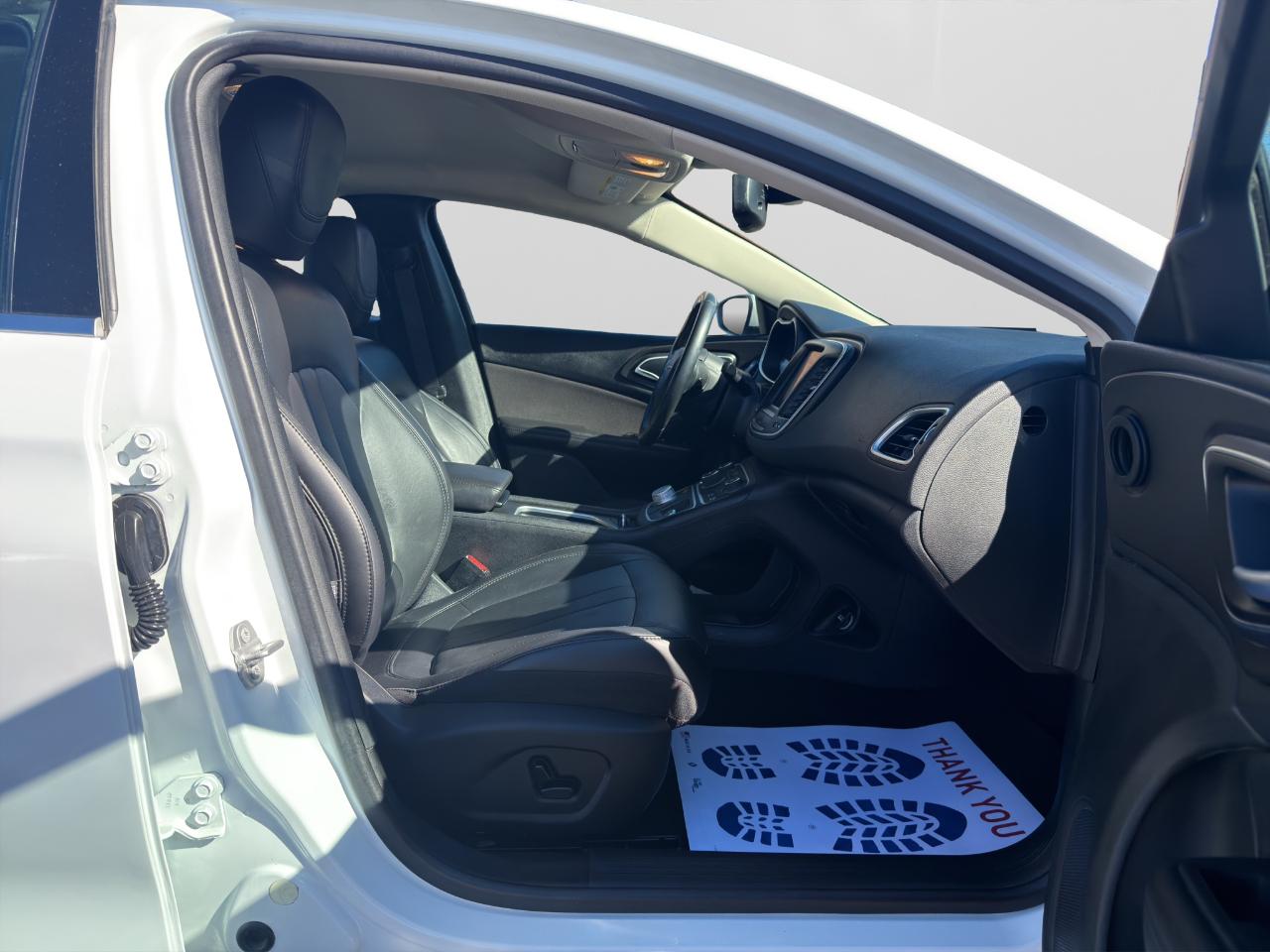 Chrysler 200 Limited Platinum 2016