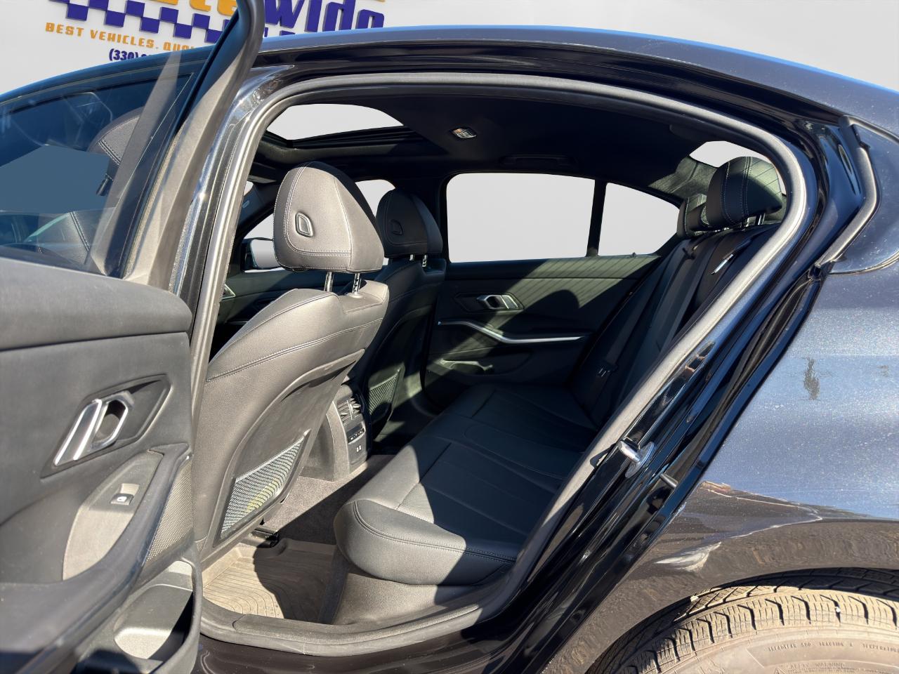 BMW 3-Series 330e 2022