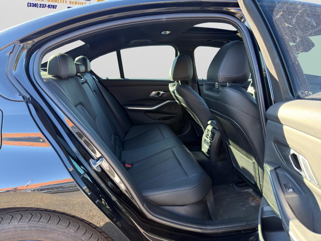BMW 3-Series 330e 2022