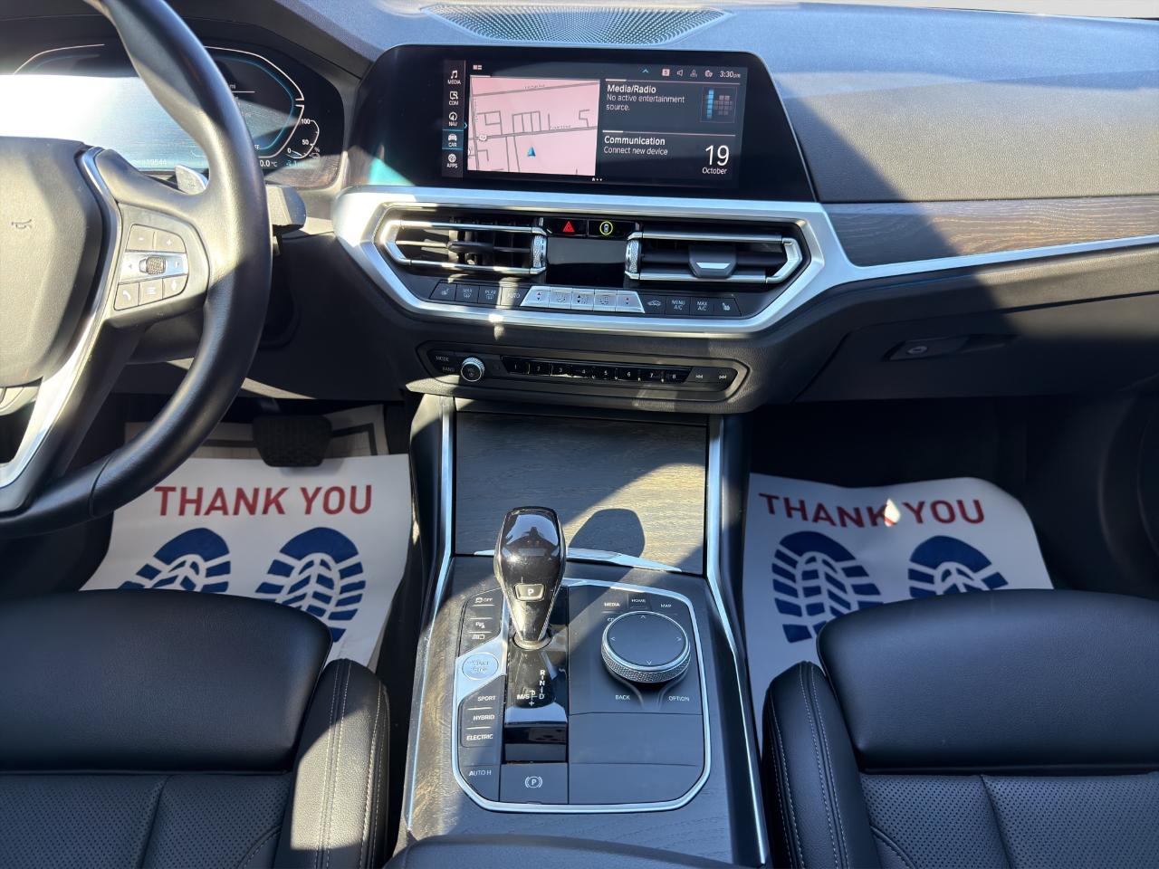 BMW 3-Series 330e 2022