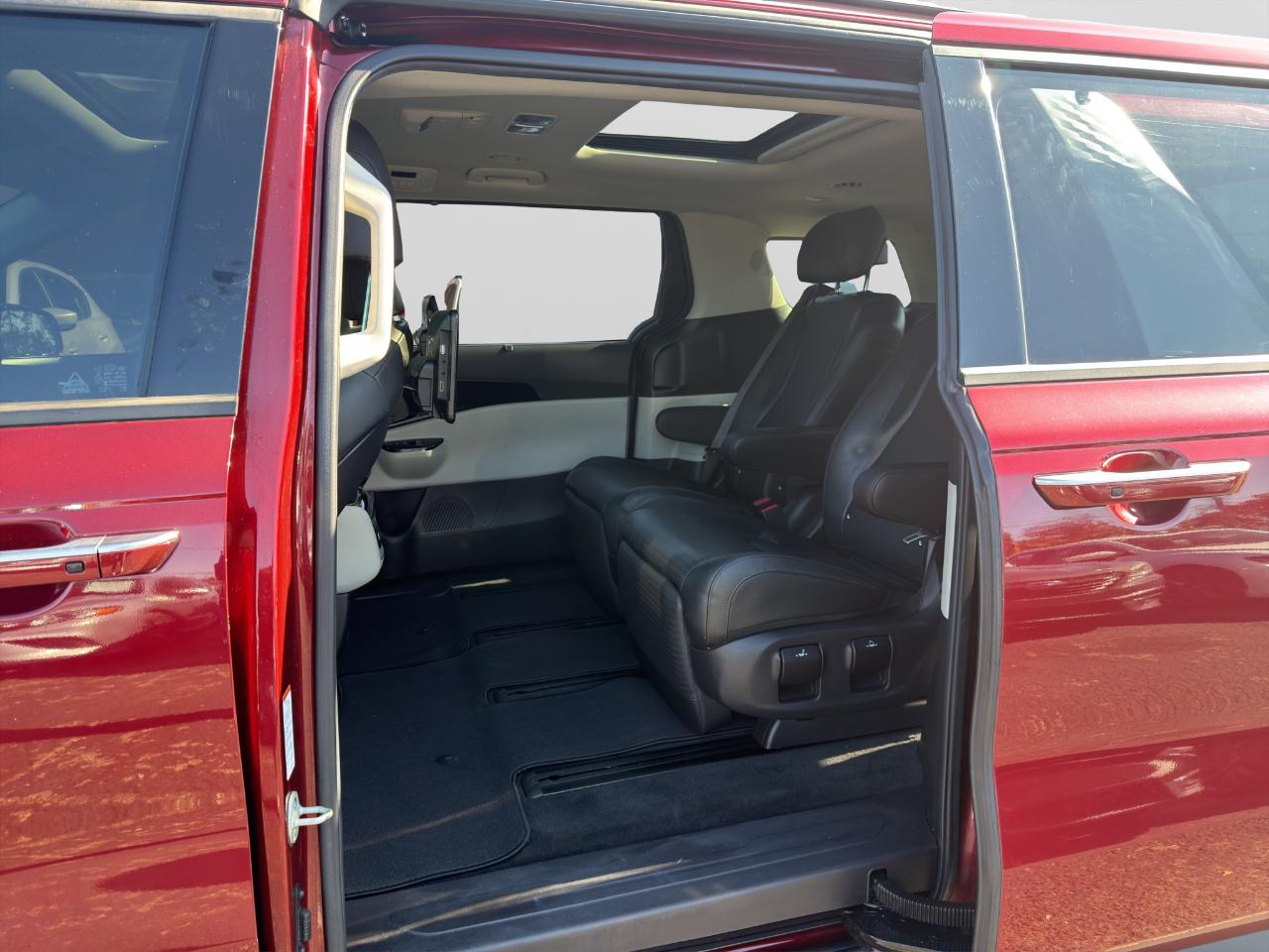 Kia Carnival SX Prestige 2022
