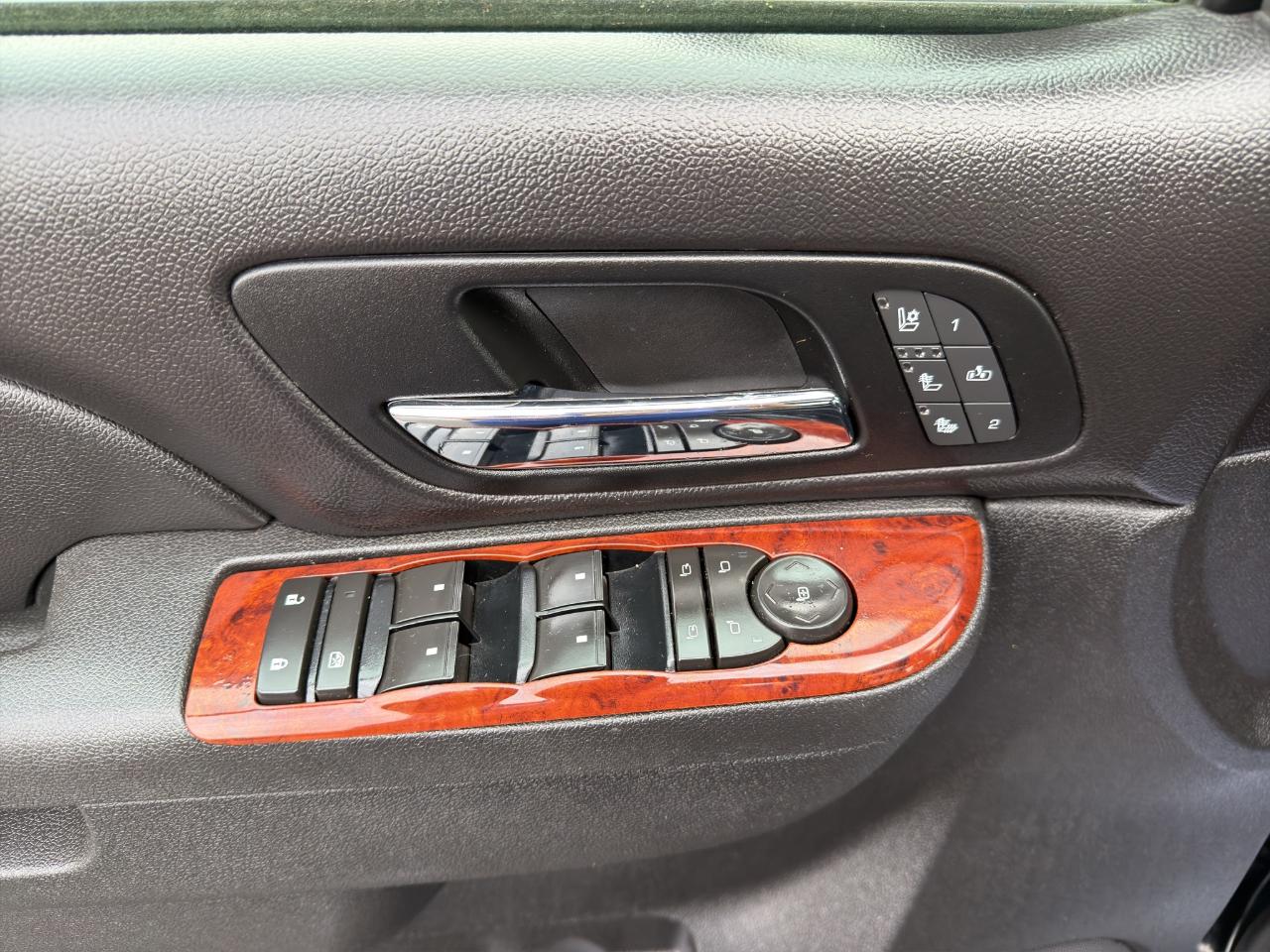 Chevrolet Tahoe LTZ 4WD 2010