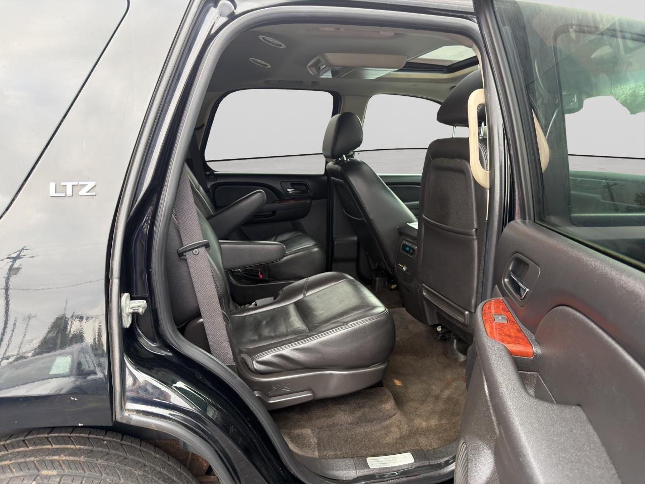 Chevrolet Tahoe LTZ 4WD 2010