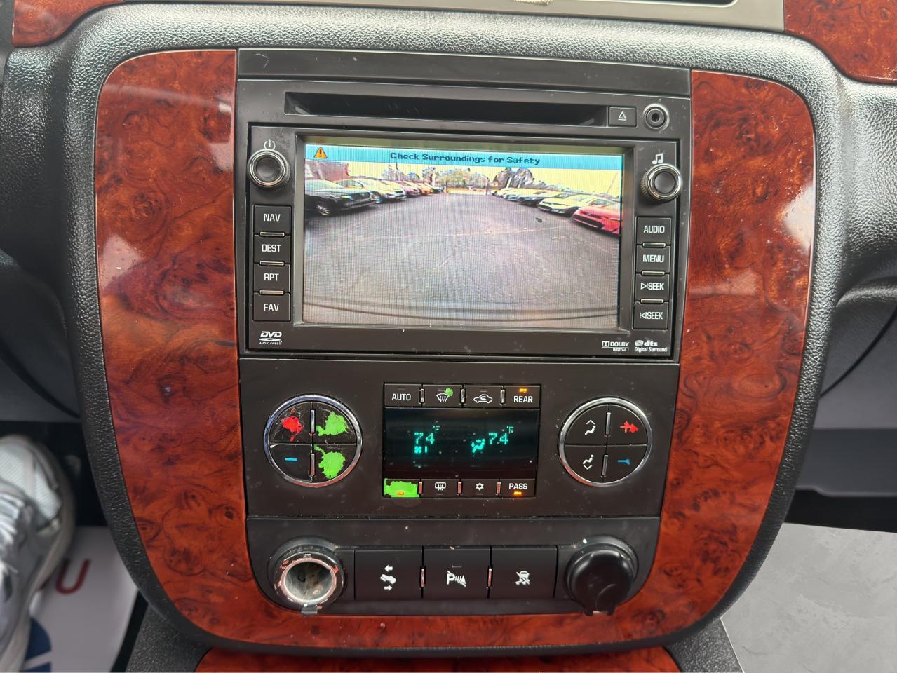 Chevrolet Tahoe LTZ 4WD 2010