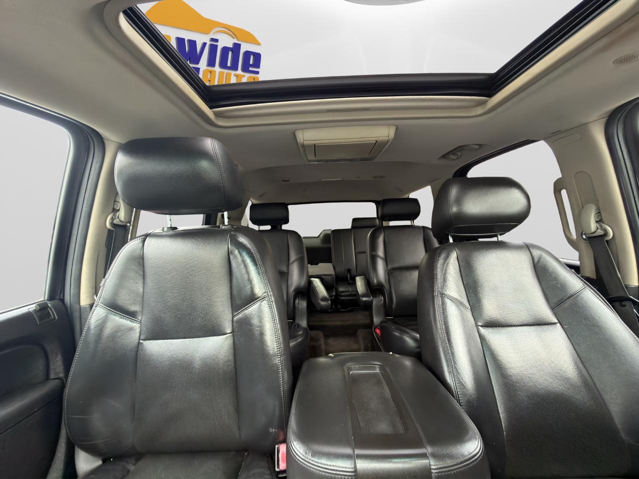 Chevrolet Tahoe LTZ 4WD 2010
