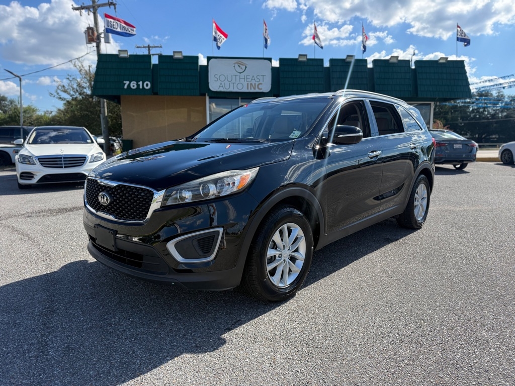 2018 Kia Sorento LX