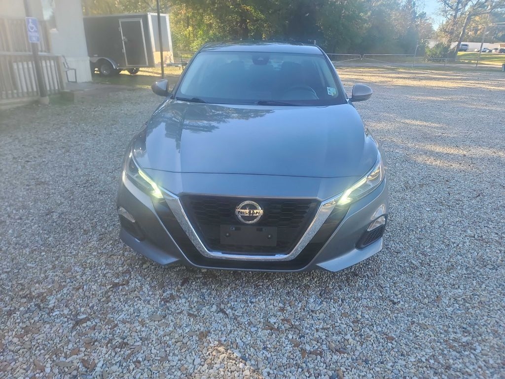 2022 Nissan Altima 2.5 SV FWD