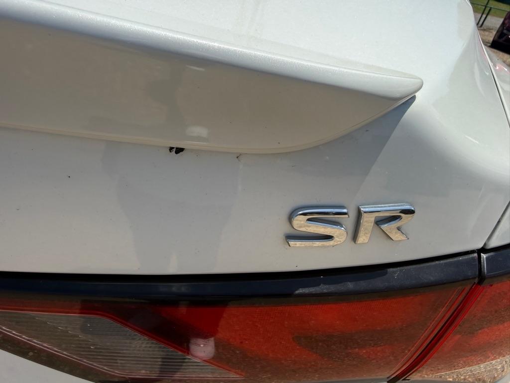 Nissan Sentra photo 8