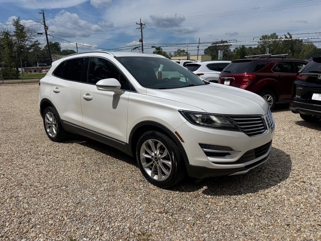 Lincoln MKC photo 3