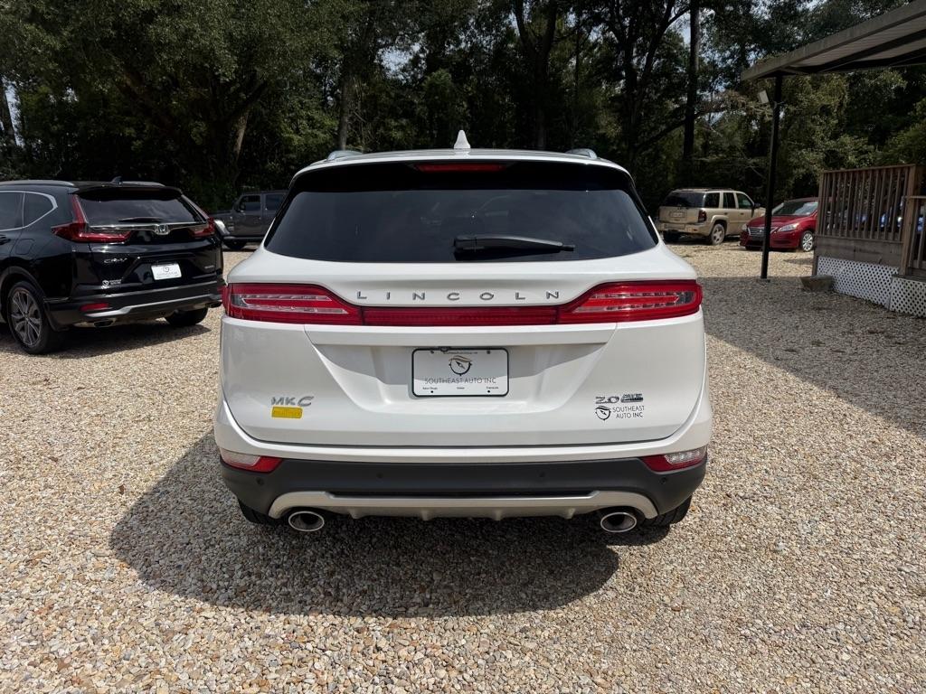 Lincoln MKC photo 6