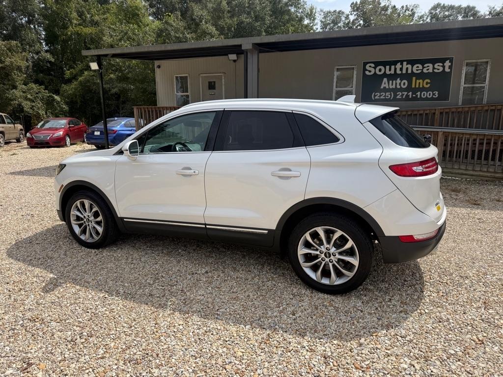 Lincoln MKC photo 7