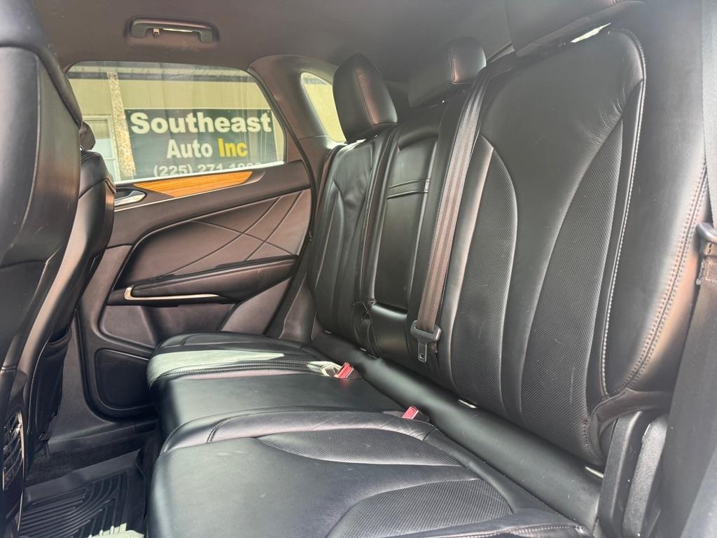 Lincoln MKC photo 11