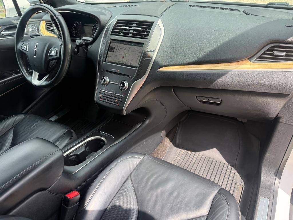 Lincoln MKC photo 14