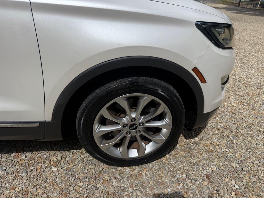 Lincoln MKC photo 26