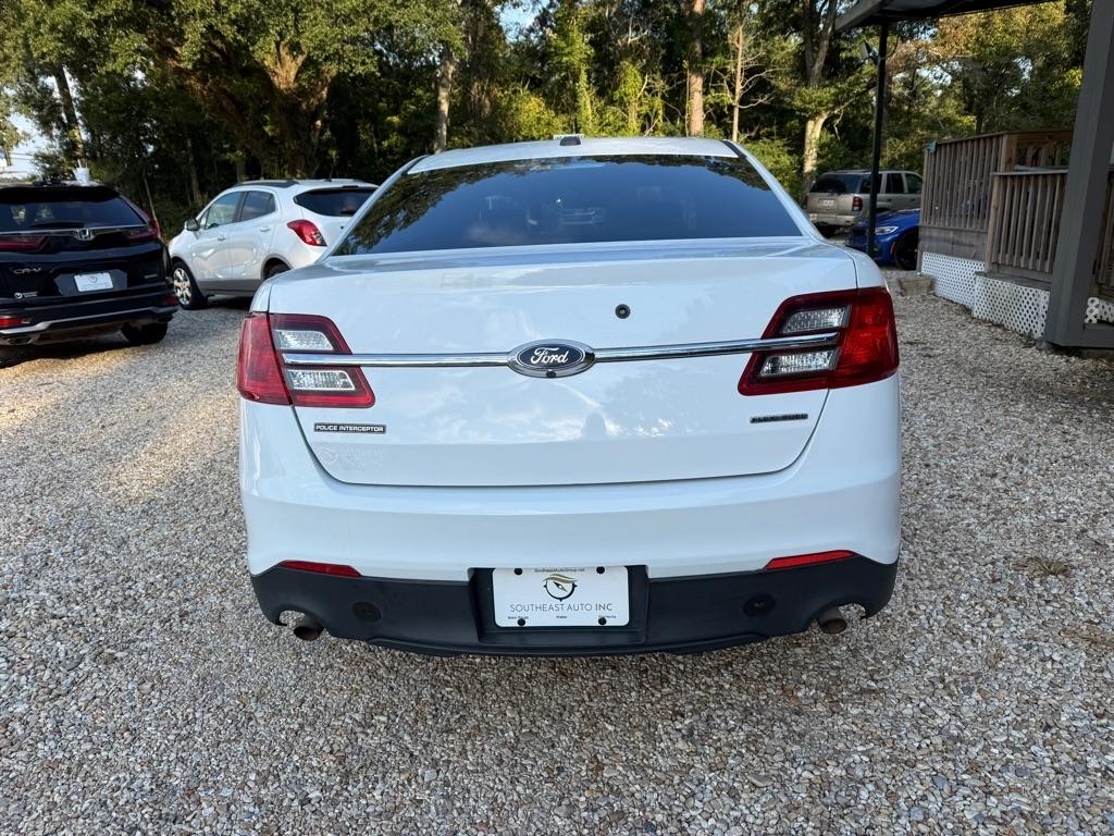 Ford Taurus photo 6