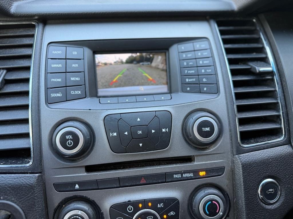 Ford Taurus photo 21