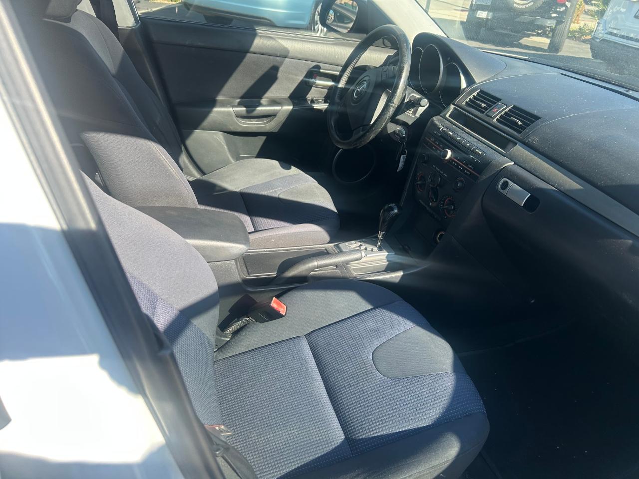 Mazda MAZDA3 s 5-Door 2005