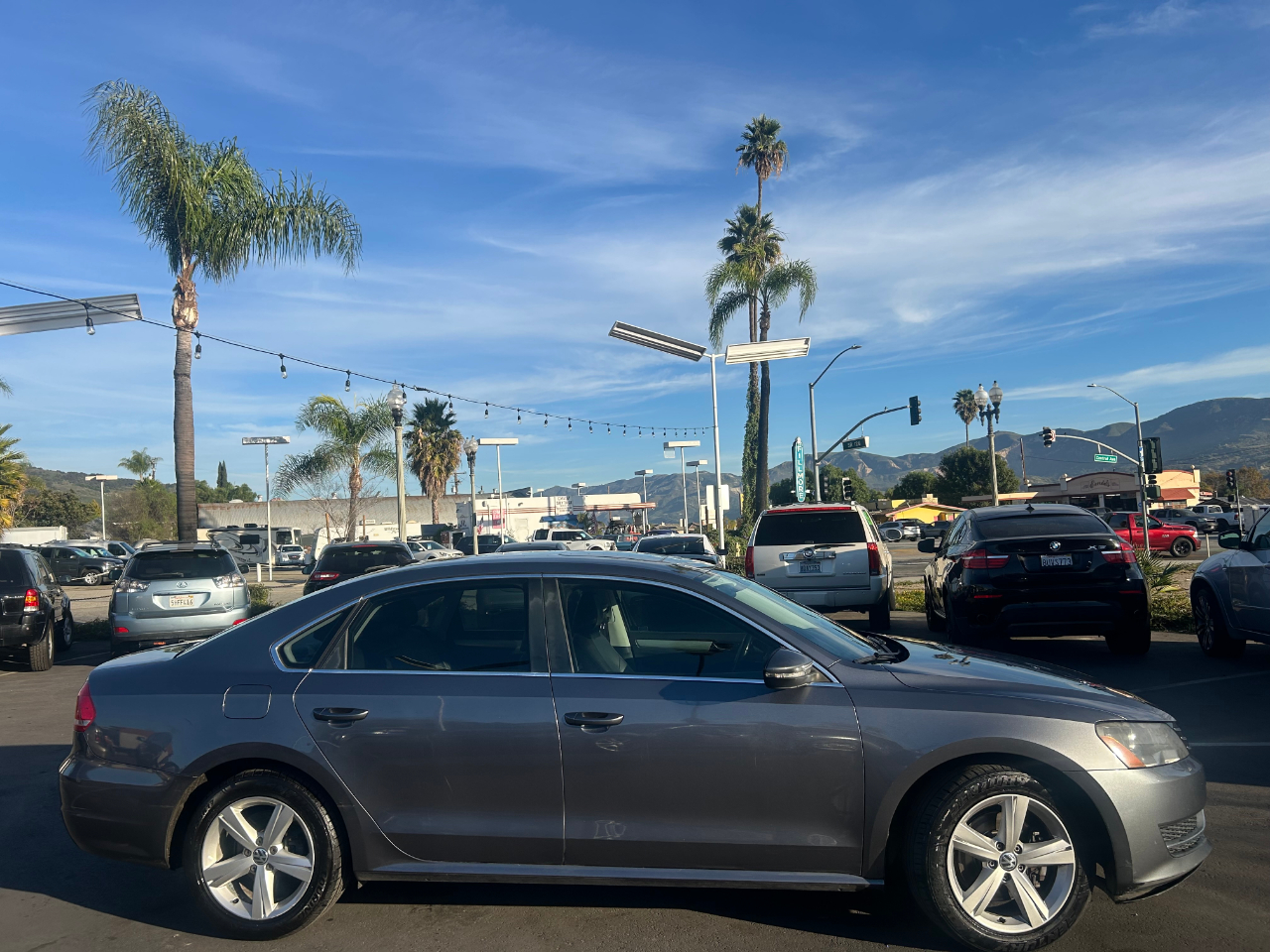 Volkswagen Passat 2.0L TDI SEL2 2012